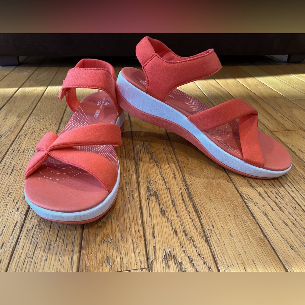 Clarks cloudstepper Arla Gracie coral washable sandals